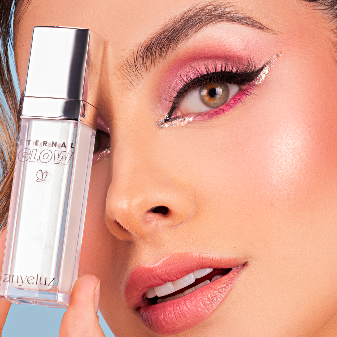 ILUMINADOR LÍQUIDO ETERNAL GLOW